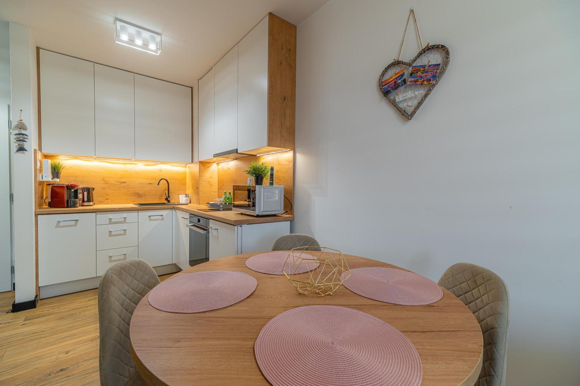 Horyzont Apartamenty - Kapitanski Mostek- Blisko Portu- Sniadania Kolobrzeg Bagian luar foto