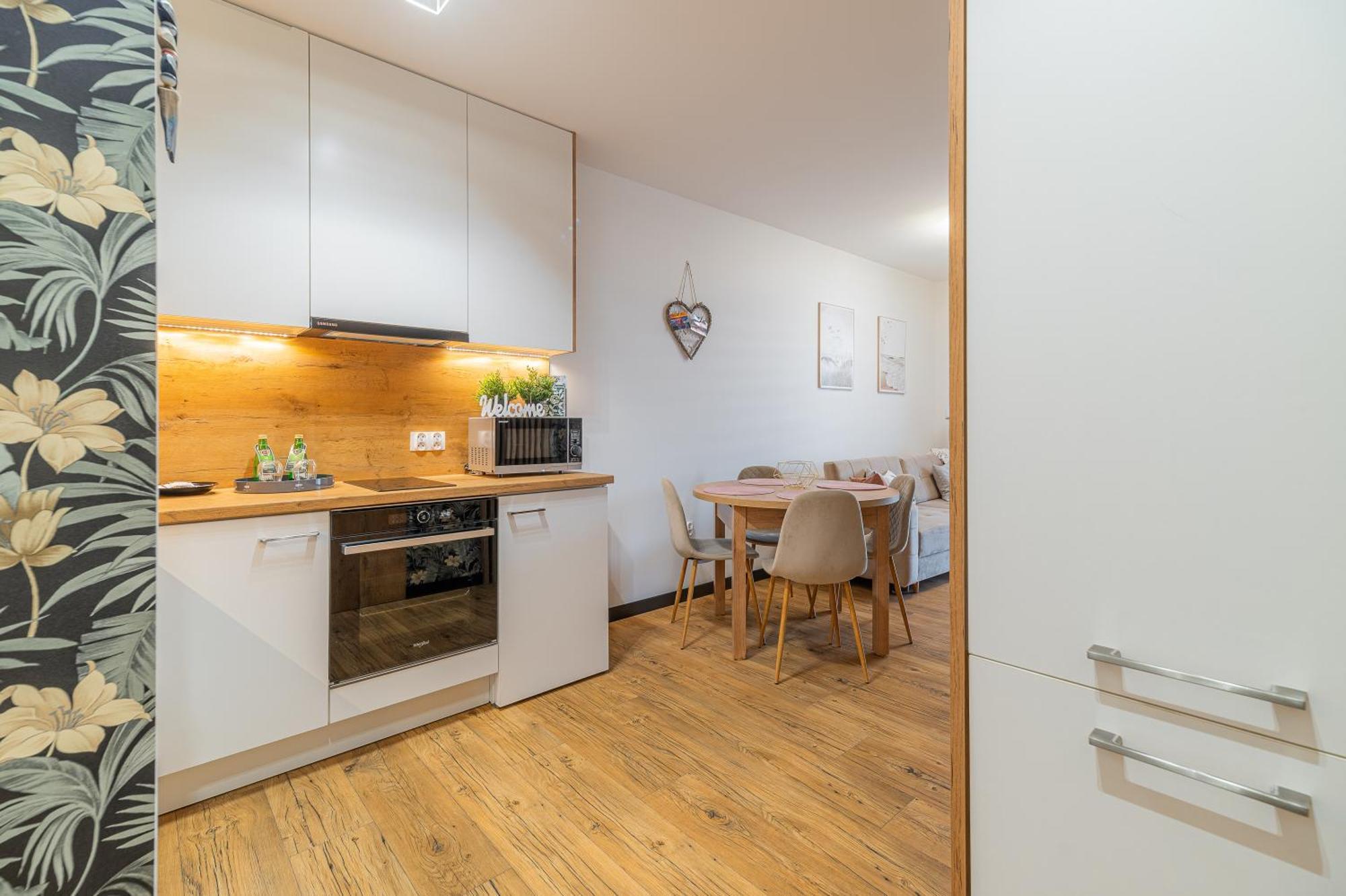 Horyzont Apartamenty - Kapitanski Mostek- Blisko Portu- Sniadania Kolobrzeg Bagian luar foto